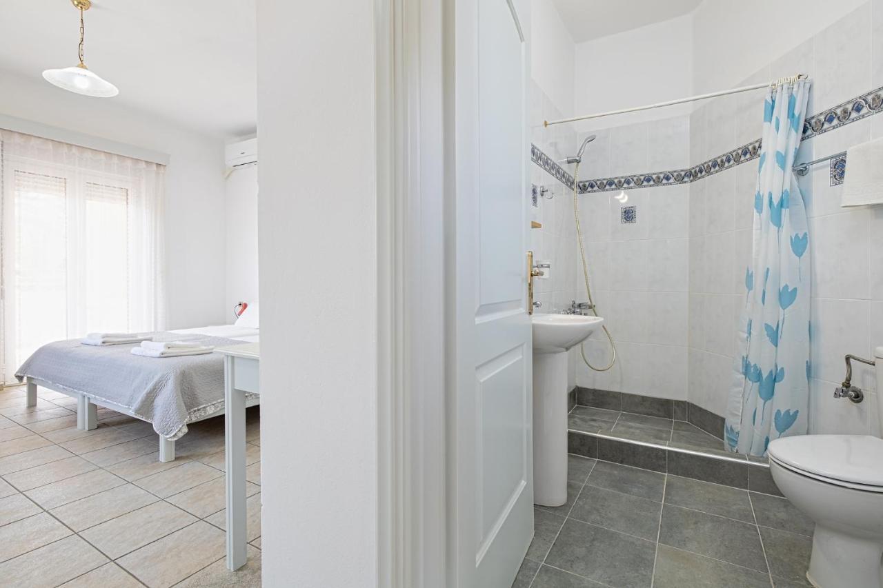 Marias Studios And Apartments Platanias  Exterior photo